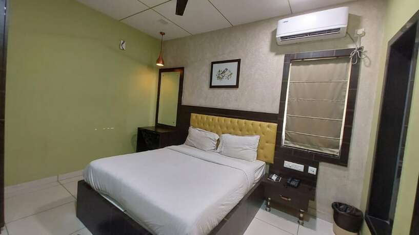 Imagen general del Hotel Goroomgo Royal Crown Puri. Foto 13