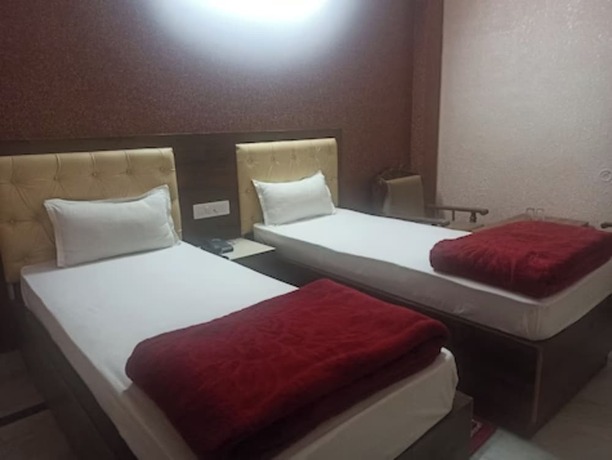 Imagen general del Hotel Goroomgo Royal Surya Gaya. Foto 5