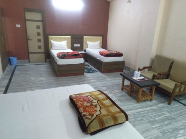 Imagen general del Hotel Goroomgo Royal Surya Gaya. Foto 10