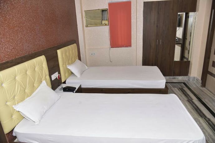 Imagen de la habitación del Hotel Goroomgo Royal Surya Gaya. Foto 19