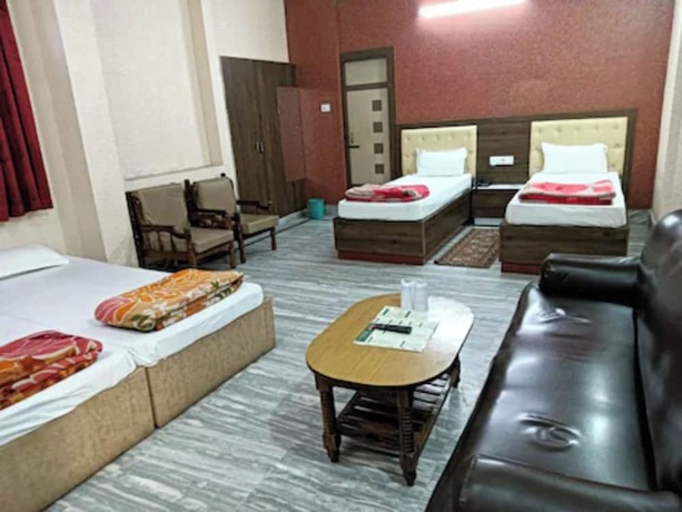 Imagen de la habitación del Hotel Goroomgo Royal Surya Gaya. Foto 20