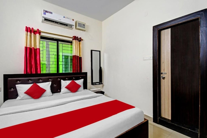 Imagen de la habitación del Hotel Goroomgo SR Palace Bhubaneswar. Foto 4