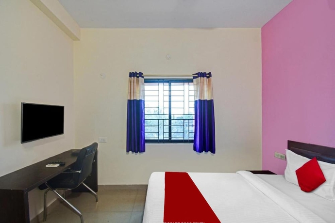 Imagen de la habitación del Hotel Goroomgo SR Palace Bhubaneswar. Foto 6