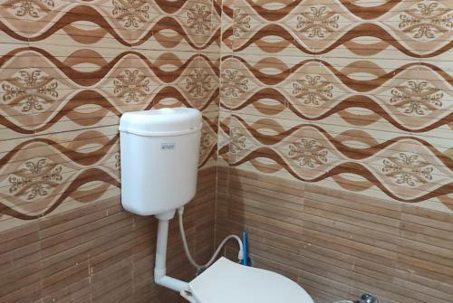 Imagen de la habitación del Hotel Goroomgo Sahu Inn , Ayodhya. Foto 20