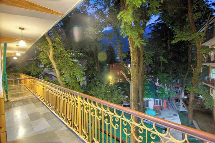 Imagen general del Hotel Goroomgo Samiru Manali. Foto 9
