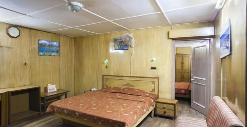 Imagen de la habitación del Hotel Goroomgo Sangri la Dalhousie. Foto 6