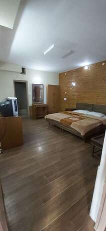 Imagen de la habitación del Hotel Goroomgo Sangri la Dalhousie. Foto 12