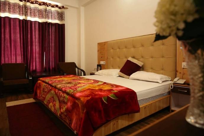 Imagen de la habitación del Hotel Goroomgo Saras Manali. Foto 6