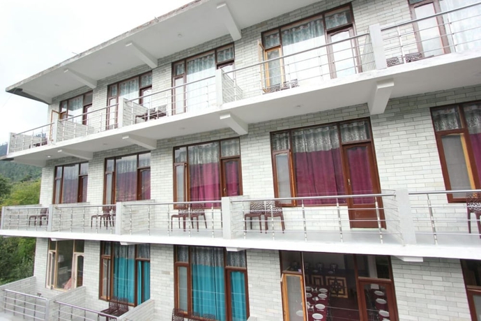 Imagen general del Hotel Goroomgo Saras Manali. Foto 2