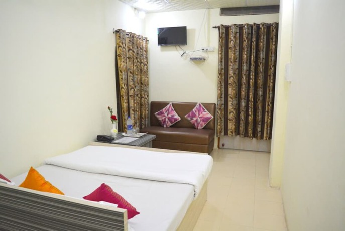 Imagen de la habitación del Hotel Goroomgo Satyam Residency Jabalpur. Foto 2