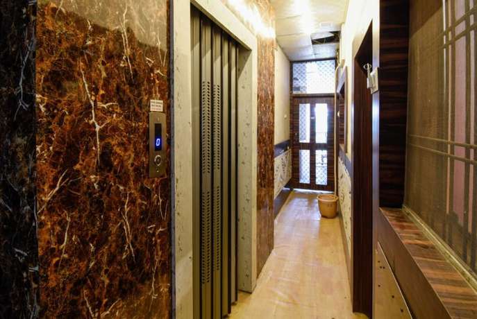 Imagen de los interiores del Hotel Goroomgo Satyam Residency Jabalpur. Foto 10