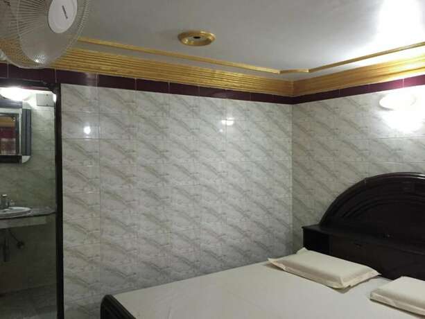 Imagen de la habitación del Hotel Goroomgo Shanti Guest House Varanasi. Foto 12