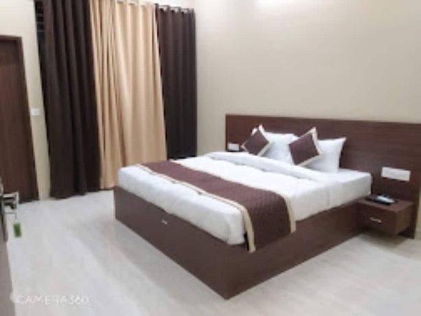 Imagen de la habitación del Hotel Goroomgo Shri Ganesh Jaipur. Foto 4