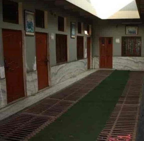 Imagen general del Hotel Goroomgo Shyam Inn Mathura. Foto 4