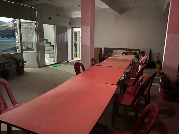 Imagen general del Hotel Goroomgo Solo Home Shimla. Foto 8