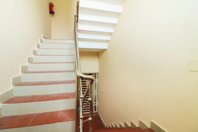 Imagen de los interiores del Hotel Goroomgo Suncity Homes Bhubaneswar. Foto 17