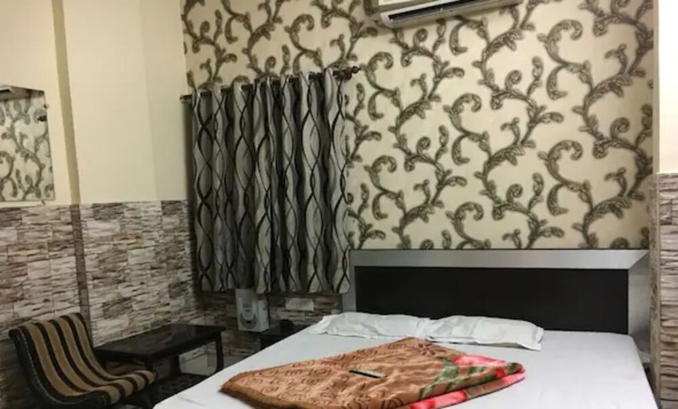 Imagen de la habitación del Hotel Goroomgo Sunrise Ambala. Foto 6