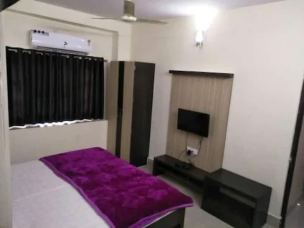 Imagen de la habitación del Hotel Goroomgo Surabhi Ajmer. Foto 6