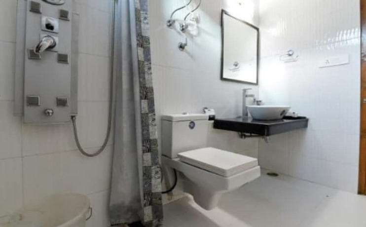 Imagen general del Hotel Goroomgo Tara Cottage Manali. Foto 2