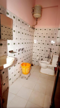 Imagen de la habitación del Hotel Goroomgo Thakur Home\'s Shimla. Foto 16