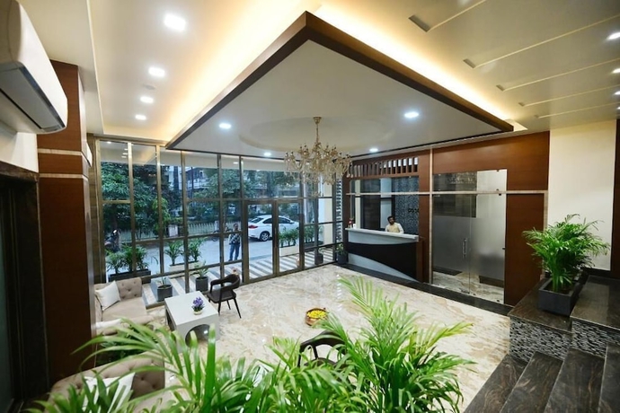 Imagen de los interiores del Hotel Goroomgo The Coco Cabana Varanasi. Foto 12