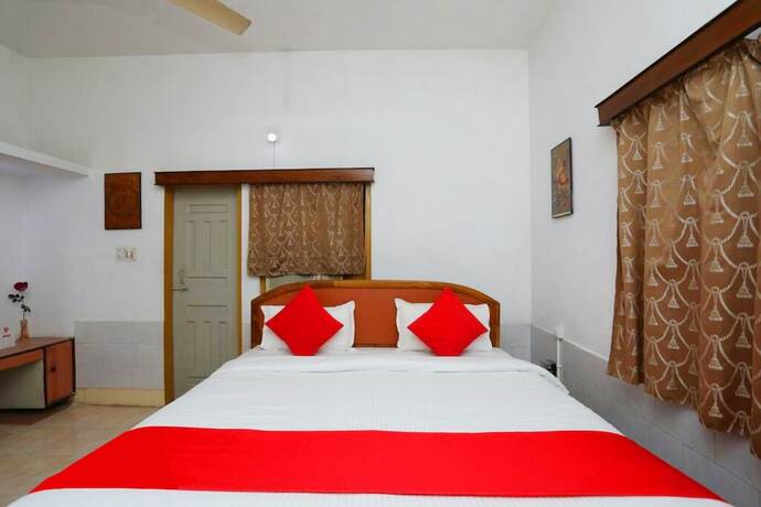 Imagen de la habitación del Hotel Goroomgo Upasana Bhubaneswar. Foto 6