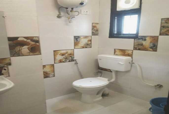 Imagen general del Hotel Goroomgo Vasundhara Grand Ghaziabad. Foto 2