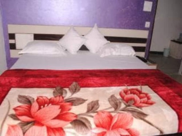 Imagen de la habitación del Hotel Goroomgo Viren Holiday Home Agra. Foto 17