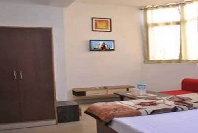 Imagen general del Hotel Goroomgo Viren Holiday Home Agra. Foto 8