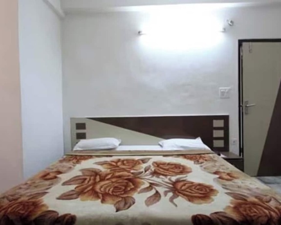 Imagen general del Hotel Goroomgo Viren Holiday Home Agra. Foto 16