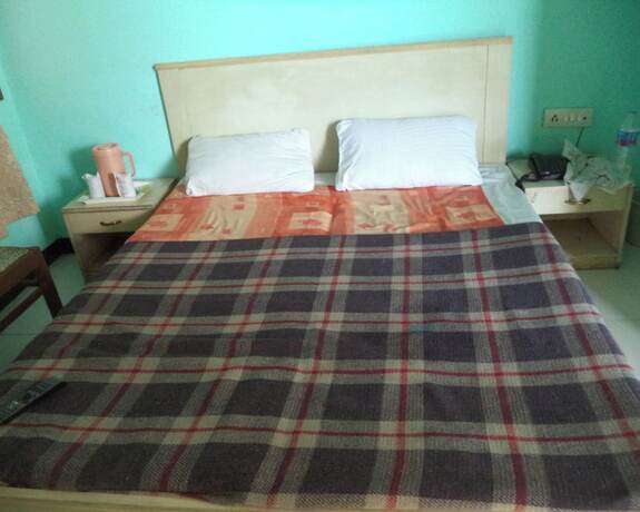 Imagen de la habitación del Hotel Goroomgo Viren Plaza Agra. Foto 12