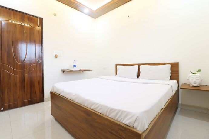 Imagen general del Hotel Goroomgo YP stays Dehradun. Foto 1