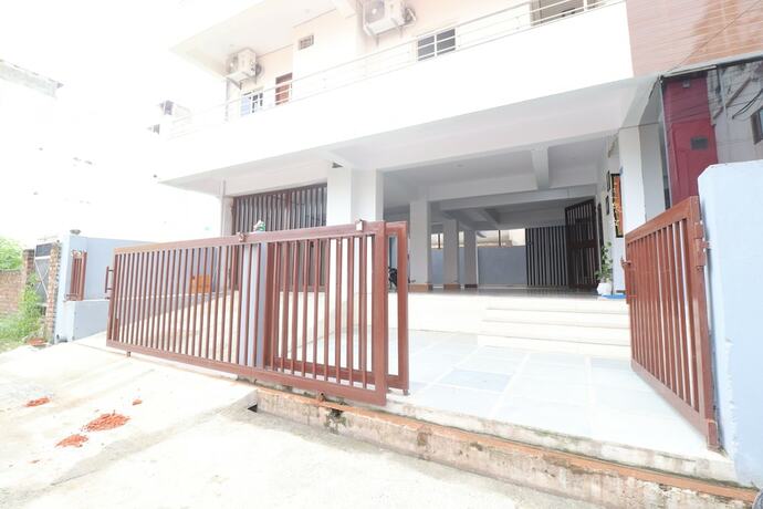 Imagen general del Hotel Goroomgo YP stays Dehradun. Foto 10