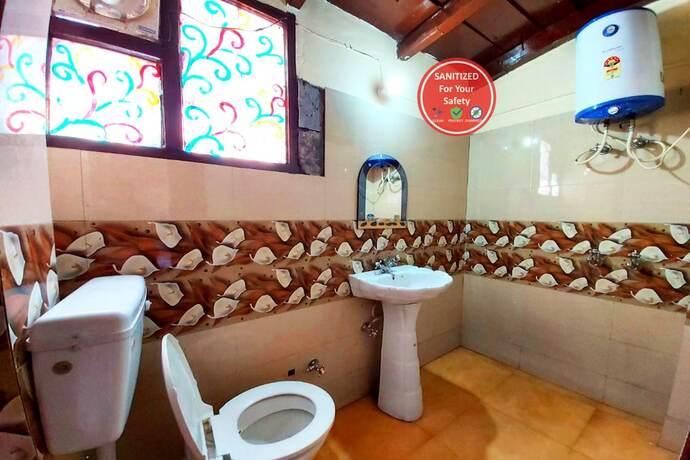 Imagen general del Hotel Goroomgo You and Me Mallital Nainital. Foto 5