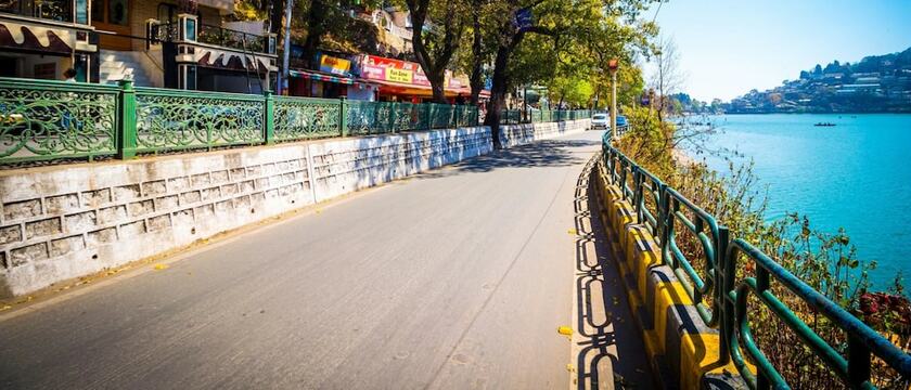 Imagen general del Hotel Goroomgo You and Me Mallital Nainital. Foto 10
