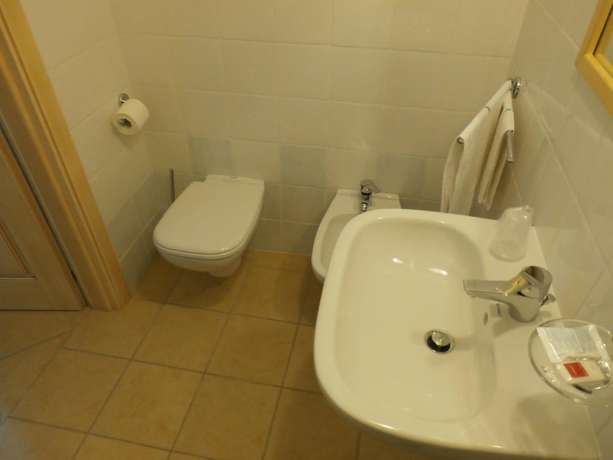 Imagen de la habitación del Hotel Gorropu. Foto 10