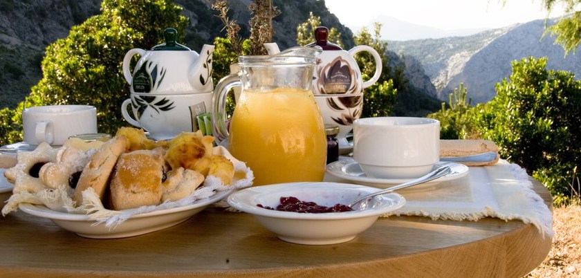 Imagen del bar/restaurante del Hotel Gorropu. Foto 6