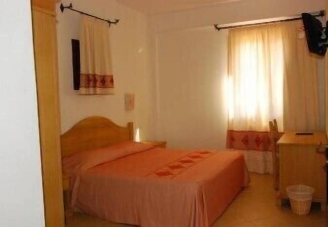 Imagen de la habitación del Hotel Gorropu. Foto 14