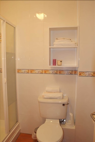 Imagen de la habitación del Hotel Gort Na Coiribe Holiday Village. Foto 9