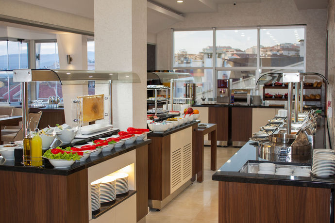 Imagen de los interiores del Hotel Gorukle Oruc and Spa. Foto 13