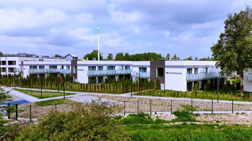 Imagen general del Hotel Gorzelanny i Apartamenty Dźwirzyno. Foto 15