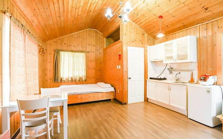 Imagen de la habitación del Hotel Goseong Gureumwiui Sanchaek Pension. Foto 14