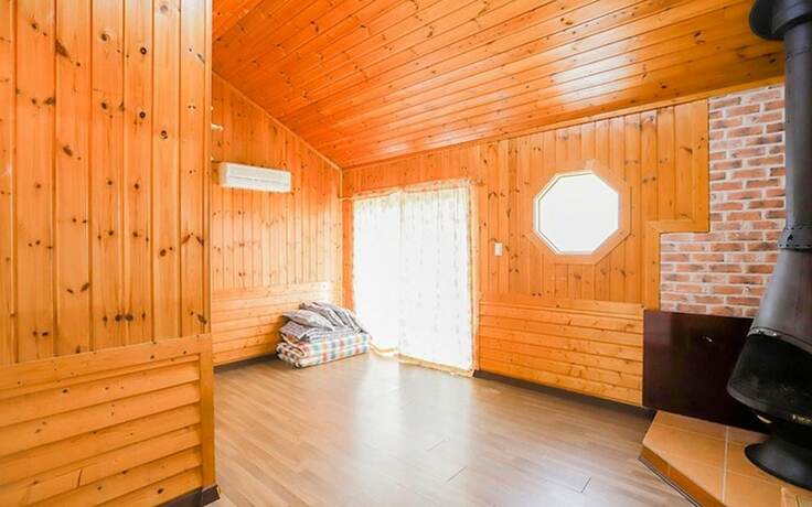 Imagen de la habitación del Hotel Goseong Gureumwiui Sanchaek Pension. Foto 15