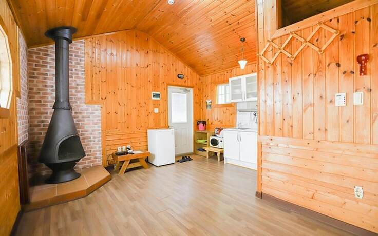 Imagen de la habitación del Hotel Goseong Gureumwiui Sanchaek Pension. Foto 19