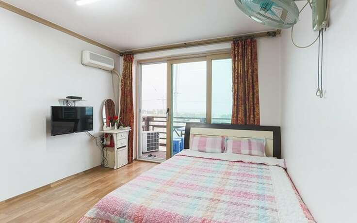 Imagen de la habitación del Hotel Goseong Hanwori Pension. Foto 16