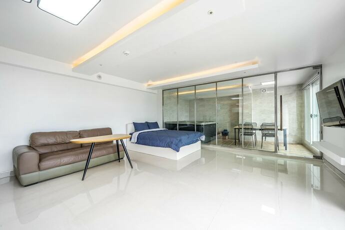 Imagen de la habitación del Hotel Goseong Maple Kidsandspaandpoolivilla. Foto 13