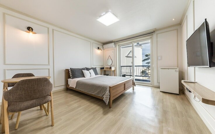 Imagen de la habitación del Hotel Goseong Natural House. Foto 18