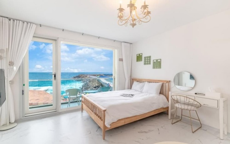 Imagen general del Hotel Goseong Nerja Sol Pension. Foto 7