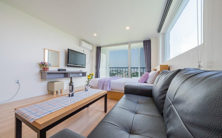 Imagen de la habitación del Hotel Goseong Sunshine Beach Pension. Foto 12