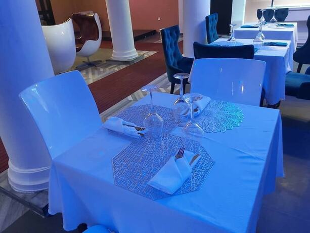 Imagen del bar/restaurante del Hotel Goshen-ra. Foto 16